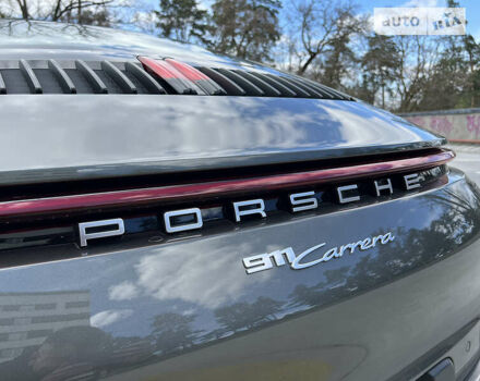 Зеленый Порше 911, объемом двигателя 3 л и пробегом 25 тыс. км за 138000 $, фото 16 на Automoto.ua