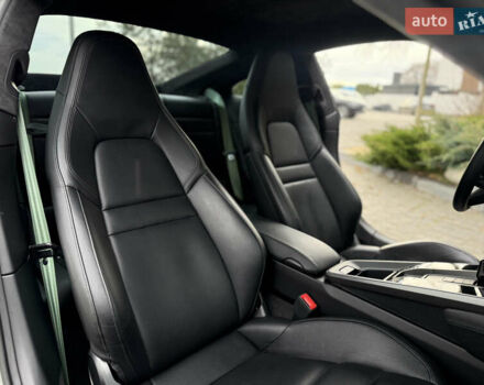 Зеленый Порше 911, объемом двигателя 2.98 л и пробегом 70 тыс. км за 119900 $, фото 55 на Automoto.ua