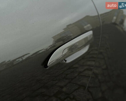 Зеленый Порше 911, объемом двигателя 2.98 л и пробегом 70 тыс. км за 119900 $, фото 14 на Automoto.ua