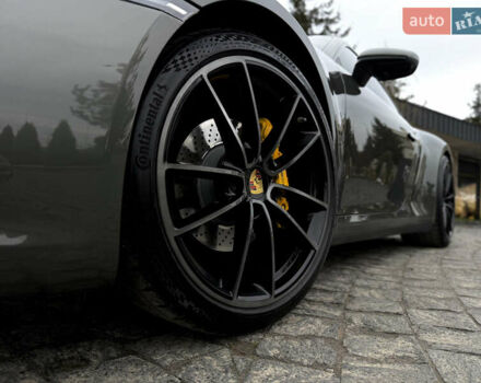 Зеленый Порше 911, объемом двигателя 2.98 л и пробегом 70 тыс. км за 119900 $, фото 8 на Automoto.ua