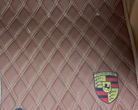 Черный Порше 959, объемом двигателя 3 л и пробегом 219 тыс. км за 25500 $, фото 11 на Automoto.ua