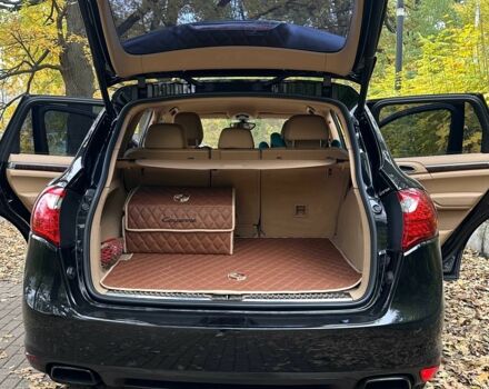 Черный Порше 959, объемом двигателя 3 л и пробегом 219 тыс. км за 25500 $, фото 5 на Automoto.ua