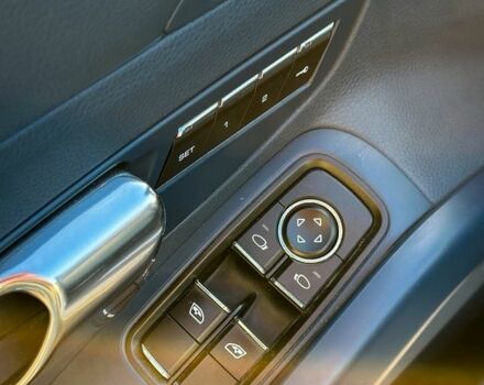 Білий Порше Boxster, об'ємом двигуна 3.44 л та пробігом 121 тис. км за 41500 $, фото 34 на Automoto.ua
