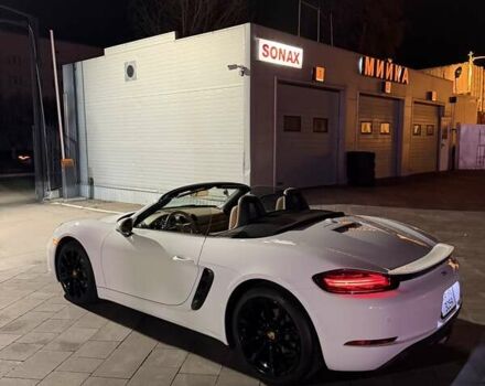 Белый Порше Бокстер, объемом двигателя 1.99 л и пробегом 11 тыс. км за 53500 $, фото 6 на Automoto.ua