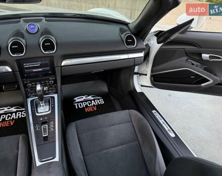 Белый Порше Бокстер, объемом двигателя 2.5 л и пробегом 33 тыс. км за 69500 $, фото 55 на Automoto.ua