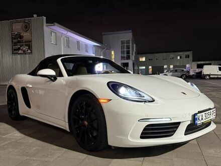 Белый Порше Бокстер, объемом двигателя 1.99 л и пробегом 11 тыс. км за 53500 $, фото 1 на Automoto.ua