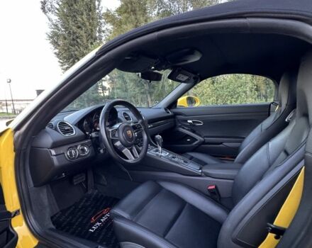 Жовтий Порше Boxster, об'ємом двигуна 2 л та пробігом 28 тис. км за 75555 $, фото 16 на Automoto.ua