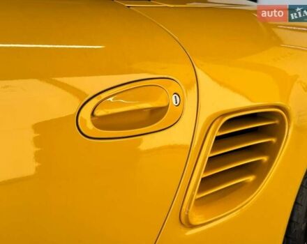 Желтый Порше Бокстер, объемом двигателя 2.69 л и пробегом 49 тыс. км за 24800 $, фото 11 на Automoto.ua