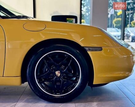 Желтый Порше Бокстер, объемом двигателя 2.69 л и пробегом 49 тыс. км за 24800 $, фото 4 на Automoto.ua