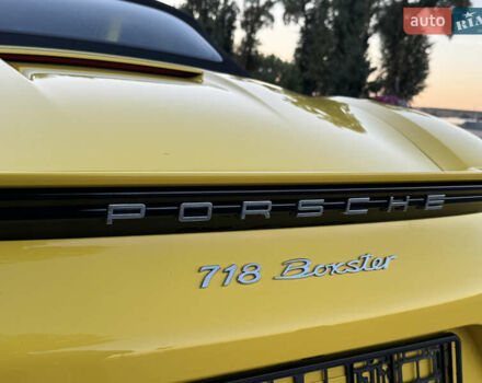 Желтый Порше Бокстер, объемом двигателя 1.99 л и пробегом 28 тыс. км за 75555 $, фото 146 на Automoto.ua