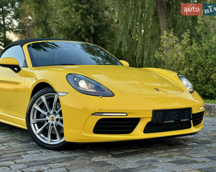 Желтый Порше Бокстер, объемом двигателя 1.99 л и пробегом 28 тыс. км за 75555 $, фото 133 на Automoto.ua