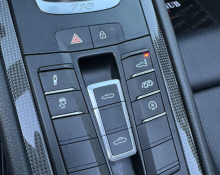 Желтый Порше Бокстер, объемом двигателя 1.99 л и пробегом 28 тыс. км за 75555 $, фото 57 на Automoto.ua