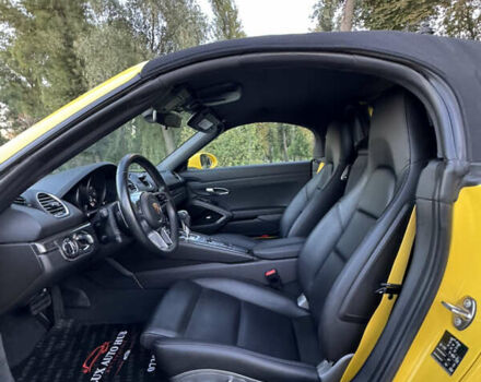 Желтый Порше Бокстер, объемом двигателя 1.99 л и пробегом 28 тыс. км за 75555 $, фото 28 на Automoto.ua