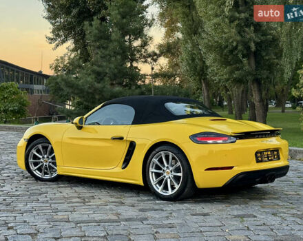 Желтый Порше Бокстер, объемом двигателя 1.99 л и пробегом 28 тыс. км за 75555 $, фото 112 на Automoto.ua