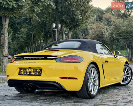 Желтый Порше Бокстер, объемом двигателя 1.99 л и пробегом 28 тыс. км за 75555 $, фото 119 на Automoto.ua