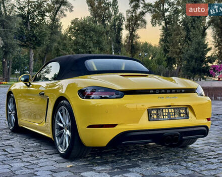 Желтый Порше Бокстер, объемом двигателя 1.99 л и пробегом 28 тыс. км за 75555 $, фото 156 на Automoto.ua