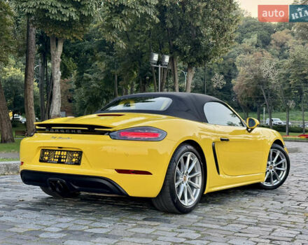 Желтый Порше Бокстер, объемом двигателя 1.99 л и пробегом 28 тыс. км за 75555 $, фото 120 на Automoto.ua