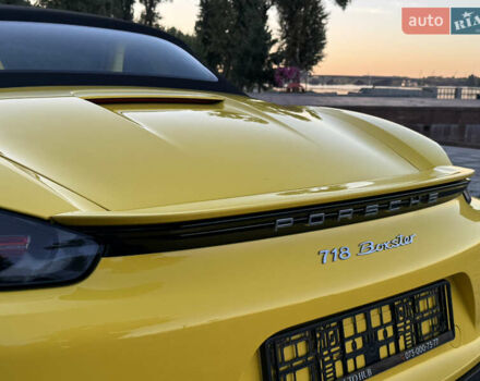 Желтый Порше Бокстер, объемом двигателя 1.99 л и пробегом 28 тыс. км за 75555 $, фото 150 на Automoto.ua