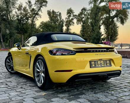 Желтый Порше Бокстер, объемом двигателя 1.99 л и пробегом 28 тыс. км за 75555 $, фото 128 на Automoto.ua