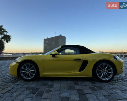 Желтый Порше Бокстер, объемом двигателя 1.99 л и пробегом 28 тыс. км за 75555 $, фото 153 на Automoto.ua