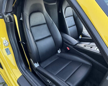 Желтый Порше Бокстер, объемом двигателя 1.99 л и пробегом 28 тыс. км за 75555 $, фото 38 на Automoto.ua