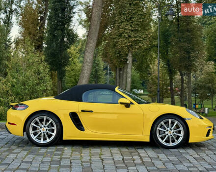 Желтый Порше Бокстер, объемом двигателя 1.99 л и пробегом 28 тыс. км за 75555 $, фото 4 на Automoto.ua