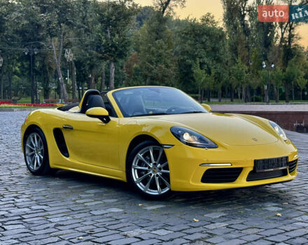 Желтый Порше Бокстер, объемом двигателя 1.99 л и пробегом 28 тыс. км за 75555 $, фото 96 на Automoto.ua