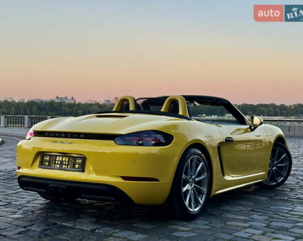 Желтый Порше Бокстер, объемом двигателя 1.99 л и пробегом 28 тыс. км за 75555 $, фото 20 на Automoto.ua