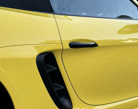 Желтый Порше Бокстер, объемом двигателя 1.99 л и пробегом 28 тыс. км за 75555 $, фото 143 на Automoto.ua