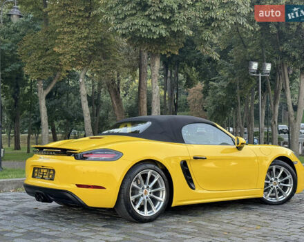 Желтый Порше Бокстер, объемом двигателя 1.99 л и пробегом 28 тыс. км за 75555 $, фото 118 на Automoto.ua