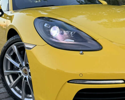 Желтый Порше Бокстер, объемом двигателя 1.99 л и пробегом 28 тыс. км за 75555 $, фото 137 на Automoto.ua