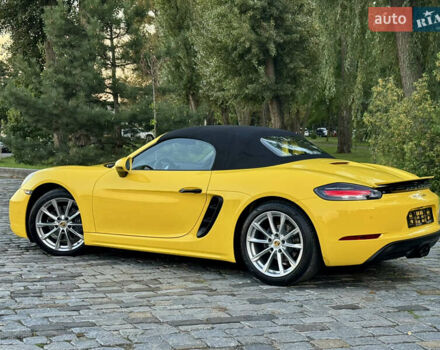 Желтый Порше Бокстер, объемом двигателя 1.99 л и пробегом 28 тыс. км за 75555 $, фото 114 на Automoto.ua