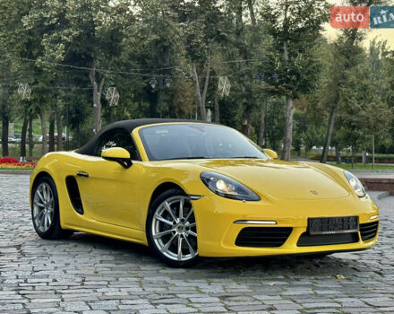 Желтый Порше Бокстер, объемом двигателя 1.99 л и пробегом 28 тыс. км за 75555 $, фото 116 на Automoto.ua