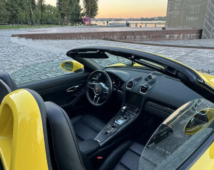Желтый Порше Бокстер, объемом двигателя 1.99 л и пробегом 28 тыс. км за 75555 $, фото 53 на Automoto.ua