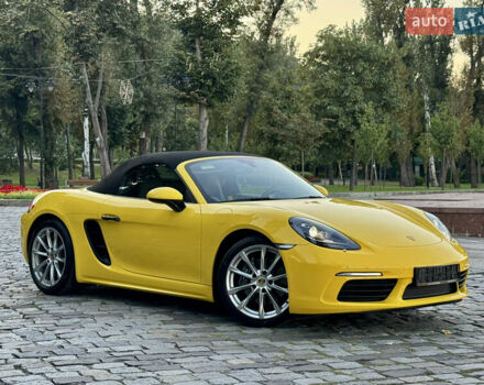 Желтый Порше Бокстер, объемом двигателя 1.99 л и пробегом 28 тыс. км за 75555 $, фото 115 на Automoto.ua