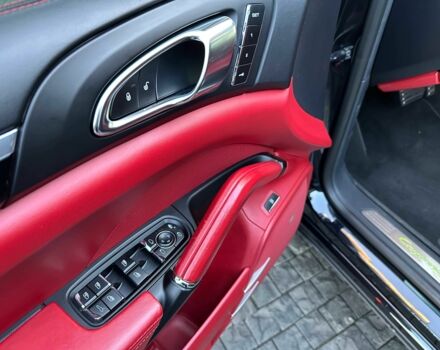 Черный Порше Кайене С Гибрид, объемом двигателя 3 л и пробегом 180 тыс. км за 34800 $, фото 11 на Automoto.ua