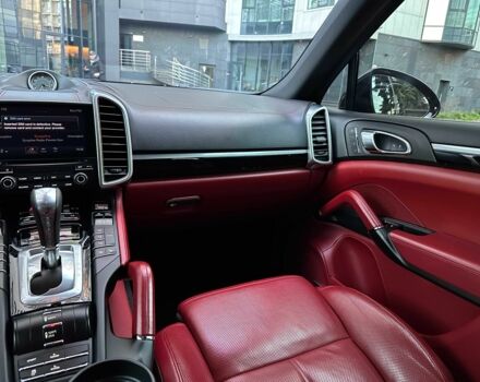 Черный Порше Кайене С Гибрид, объемом двигателя 3 л и пробегом 180 тыс. км за 34800 $, фото 22 на Automoto.ua