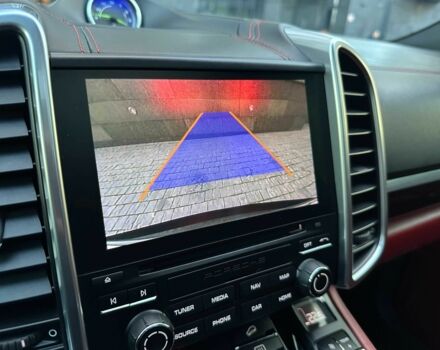 Черный Порше Кайене С Гибрид, объемом двигателя 3 л и пробегом 180 тыс. км за 34800 $, фото 21 на Automoto.ua