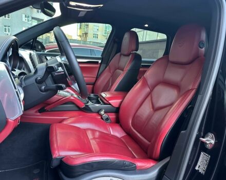 Черный Порше Кайене С Гибрид, объемом двигателя 3 л и пробегом 180 тыс. км за 34800 $, фото 12 на Automoto.ua