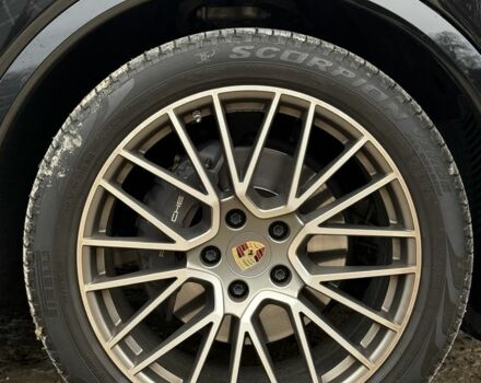 Черный Порше Кайене С Гибрид, объемом двигателя 3 л и пробегом 45 тыс. км за 67000 $, фото 2 на Automoto.ua