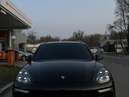 Порше Кайене С Гибрид 2017 в Львове на Automoto.ua Черный Порше Кайене С Гибрид, объемом двигателя 3 л и пробегом 150 тыс. км за 35500 $, фото 1 на Automoto.ua