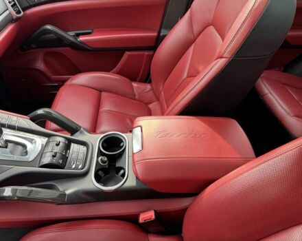 Білий Порше Каєн Турбо С, об'ємом двигуна 4.8 л та пробігом 89 тис. км за 29999 $, фото 10 на Automoto.ua