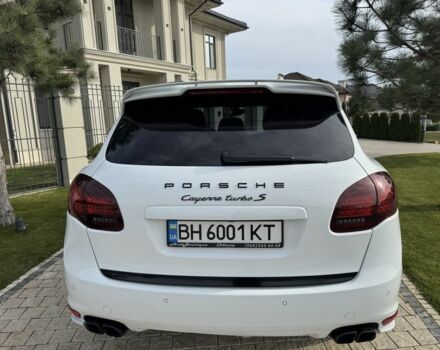Білий Порше Каєн Турбо С, об'ємом двигуна 4.8 л та пробігом 89 тис. км за 29999 $, фото 4 на Automoto.ua
