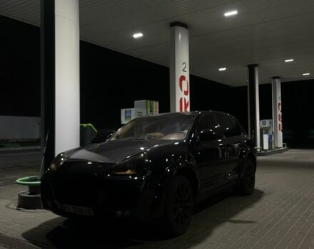 Чорний Порше Каєн Турбо С, об'ємом двигуна 4.5 л та пробігом 222 тис. км за 9000 $, фото 1 на Automoto.ua