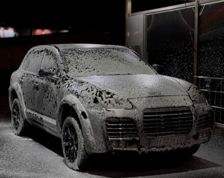 Чорний Порше Каєн Турбо С, об'ємом двигуна 4.5 л та пробігом 222 тис. км за 9000 $, фото 3 на Automoto.ua