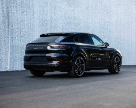 Черный Порше Каен Турбо С, объемом двигателя 4 л и пробегом 24 тыс. км за 29600 $, фото 2 на Automoto.ua