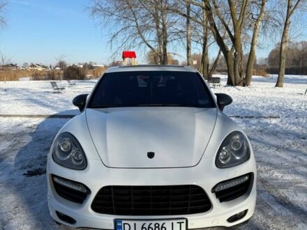 Белый Порше Каен Турбо, объемом двигателя 4.8 л и пробегом 197 тыс. км за 18000 $, фото 1 на Automoto.ua