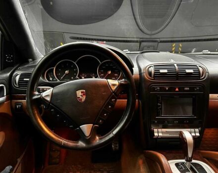 Чорний Порше Cayenne Turbo, об'ємом двигуна 4.8 л та пробігом 180 тис. км за 11800 $, фото 15 на Automoto.ua