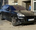 Черный Порше Каен Турбо, объемом двигателя 4.8 л и пробегом 157 тыс. км за 10000 $, фото 1 на Automoto.ua