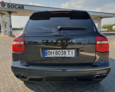 Черный Порше Каен Турбо, объемом двигателя 4.8 л и пробегом 185 тыс. км за 12500 $, фото 3 на Automoto.ua